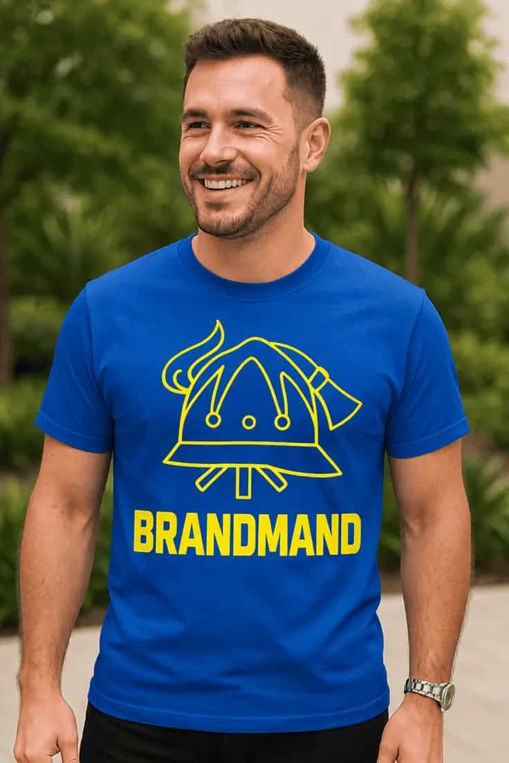 Sjov t-shirt Brandmand med hjelm – BRANDMAND