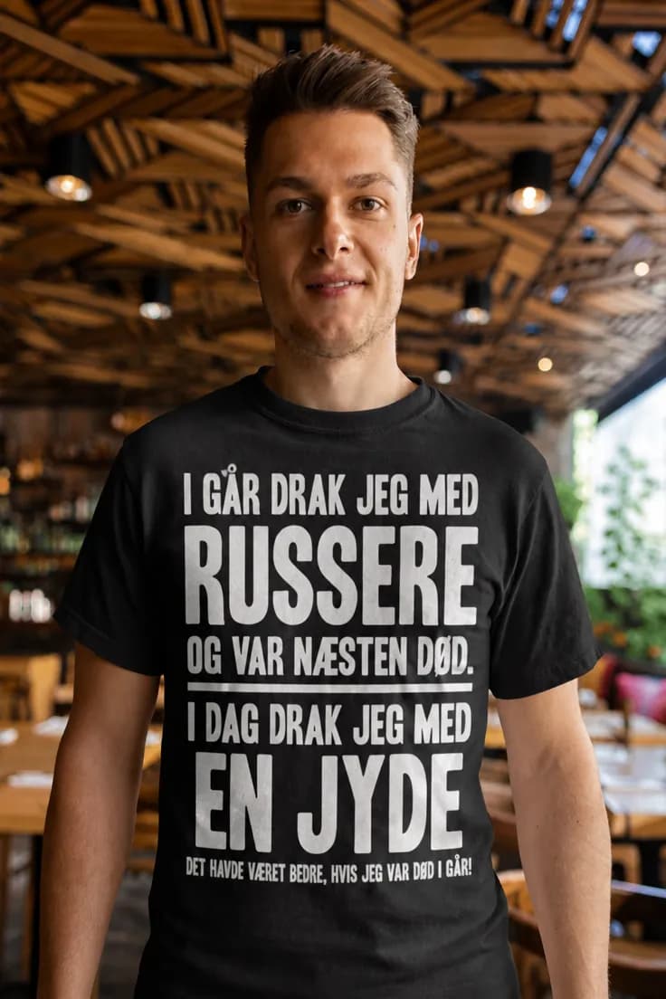 Sjov t-shirt Drak med en jyde – I GÅR DRAK JEG MED