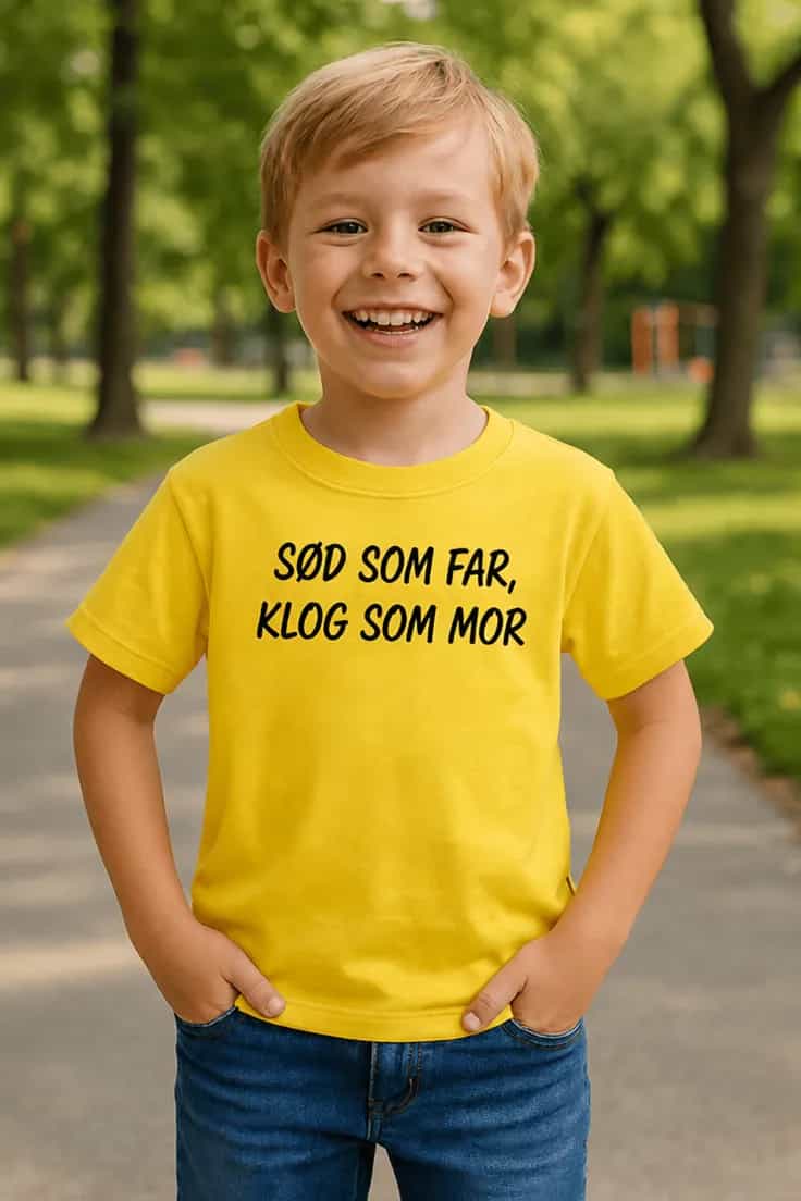 Børne t-shirt Sød som far klog som mor