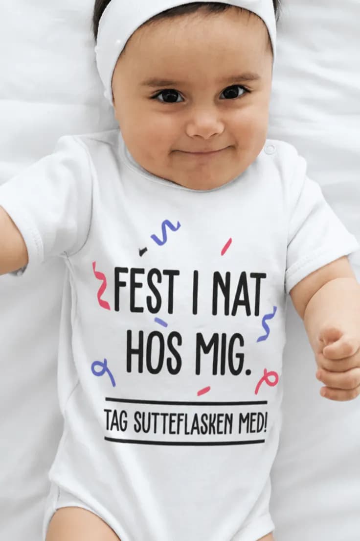 Baby-body Fest hos mig – FEST I NAT HOS MIG.