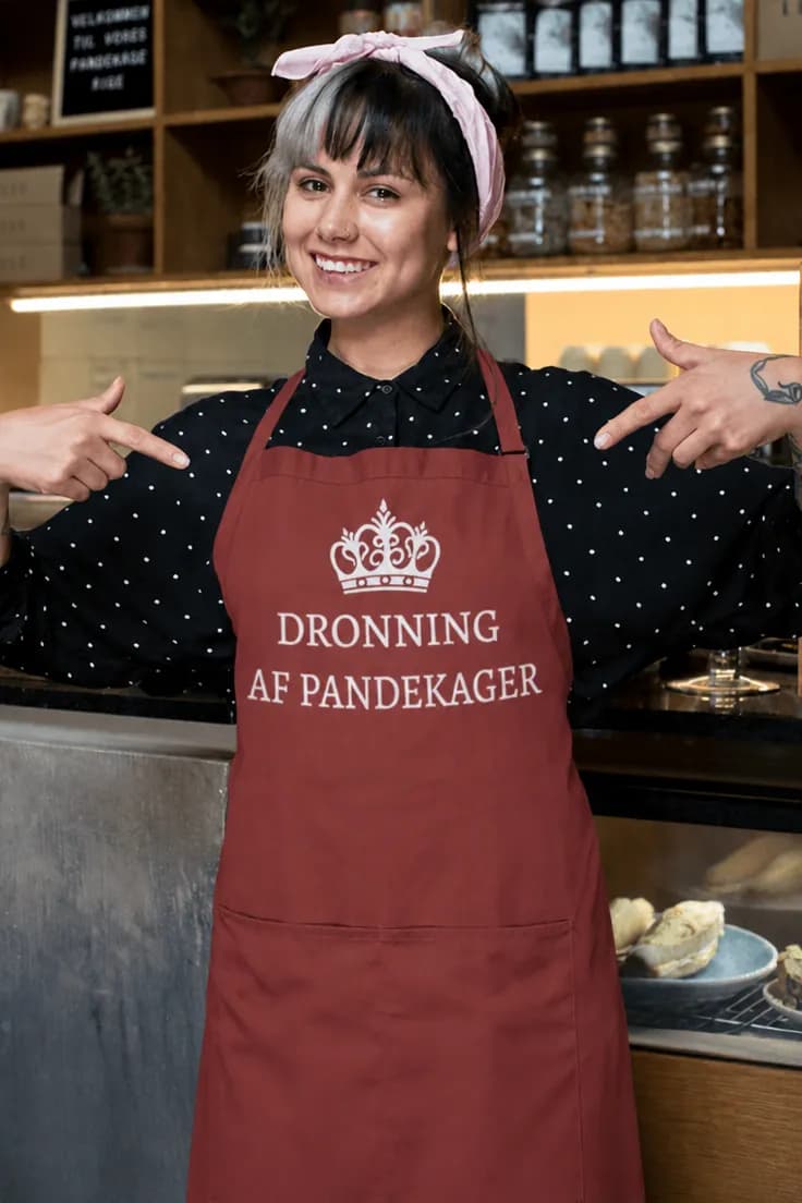 Forklæde dronning af pandekager – DRONNING AF PANDEKAGER