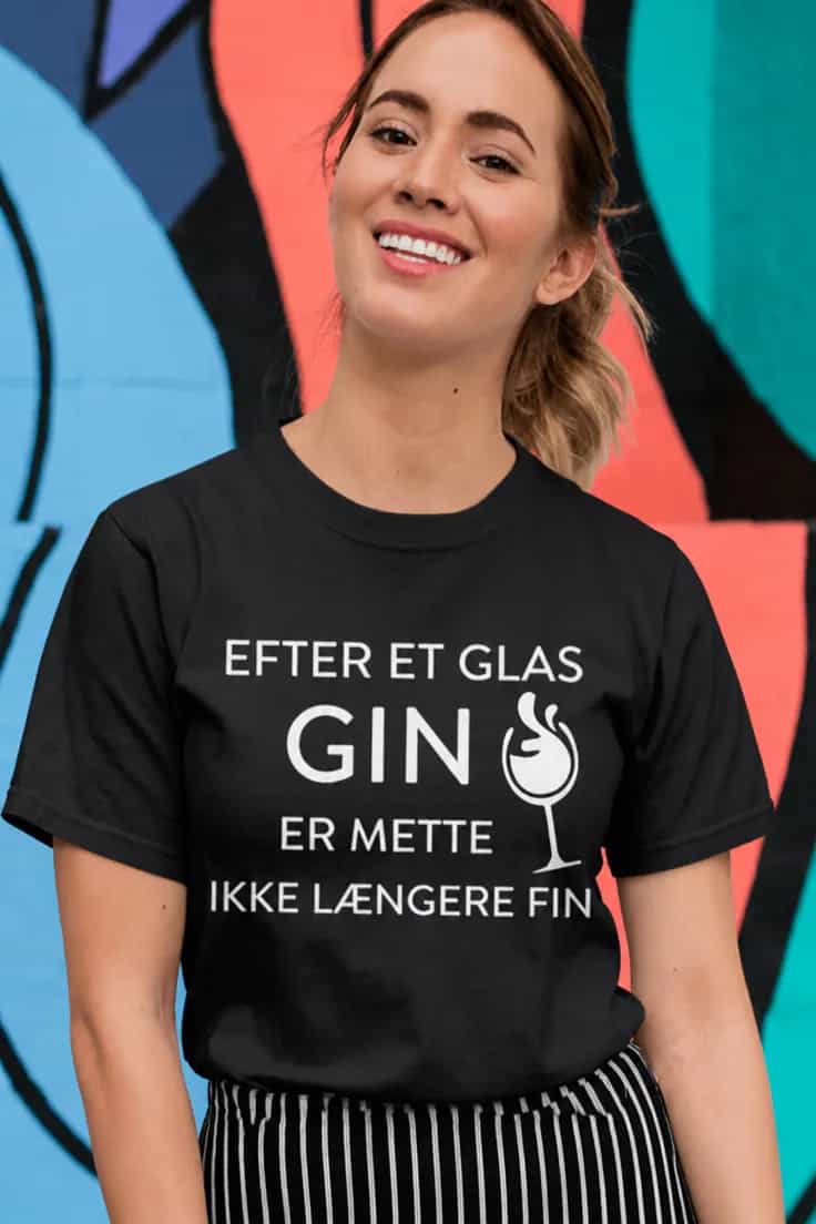 Sjov t-shirt Efter et glas gin med navn