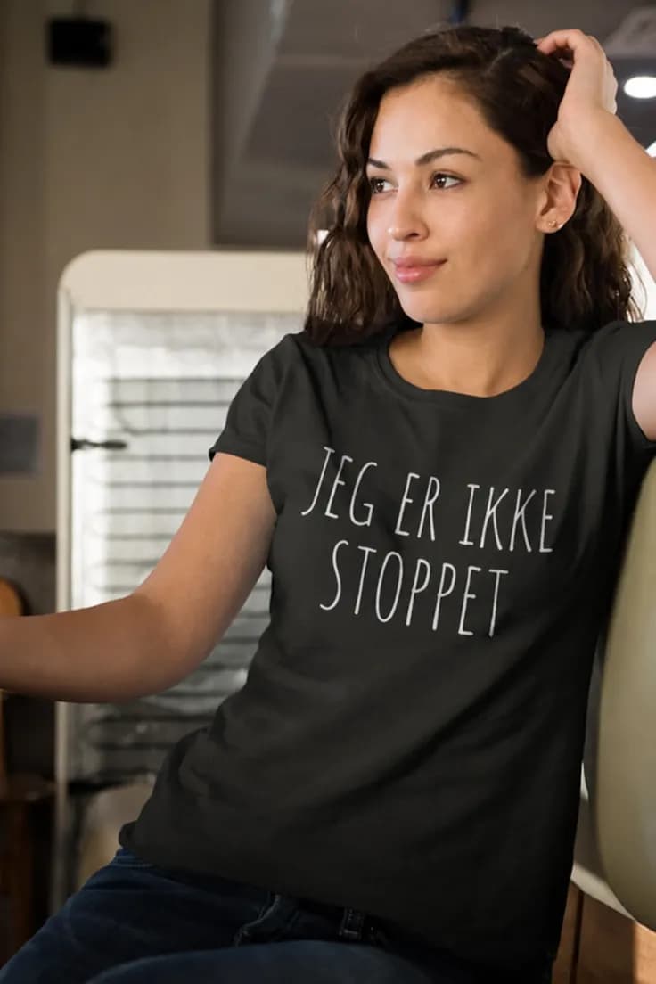 Sjov t-shirt Ikke stoppet siden i morges