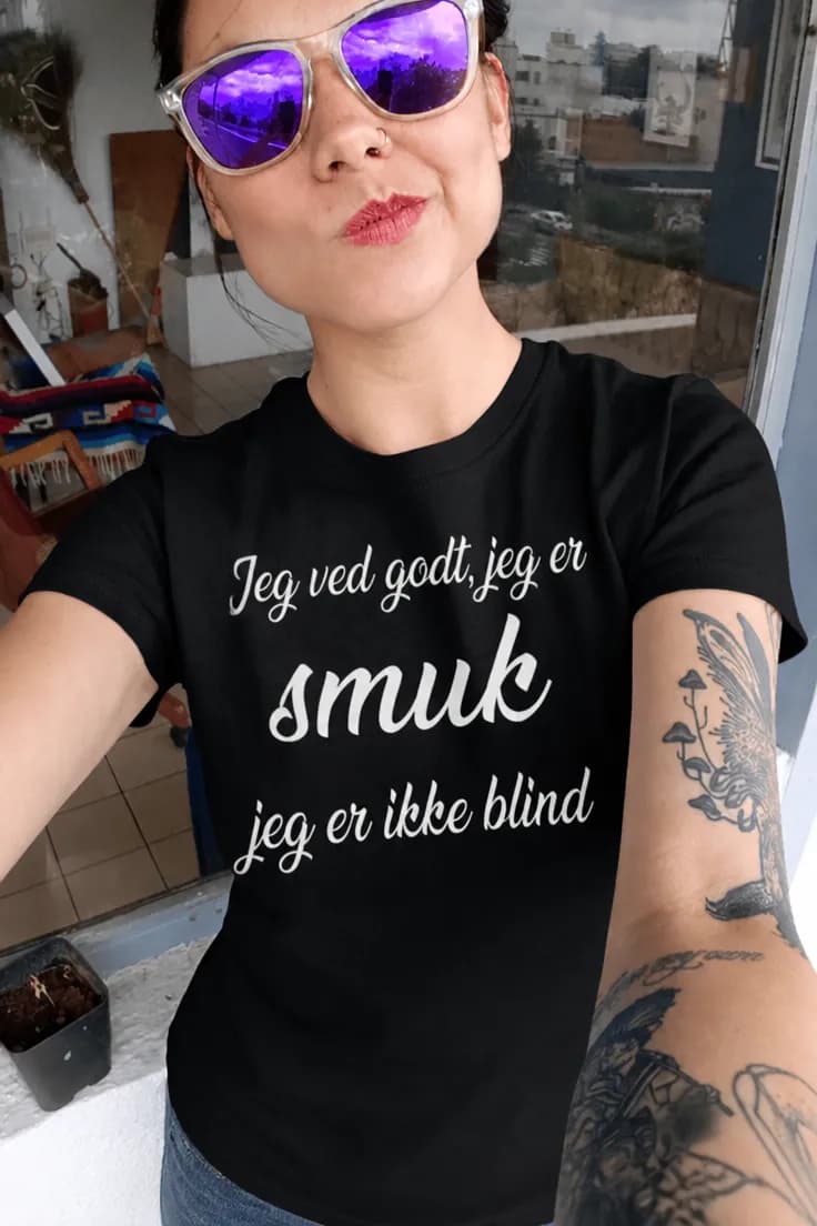 Sjov t-shirt Jeg er smuk - Jeg ved godt, jeg er
