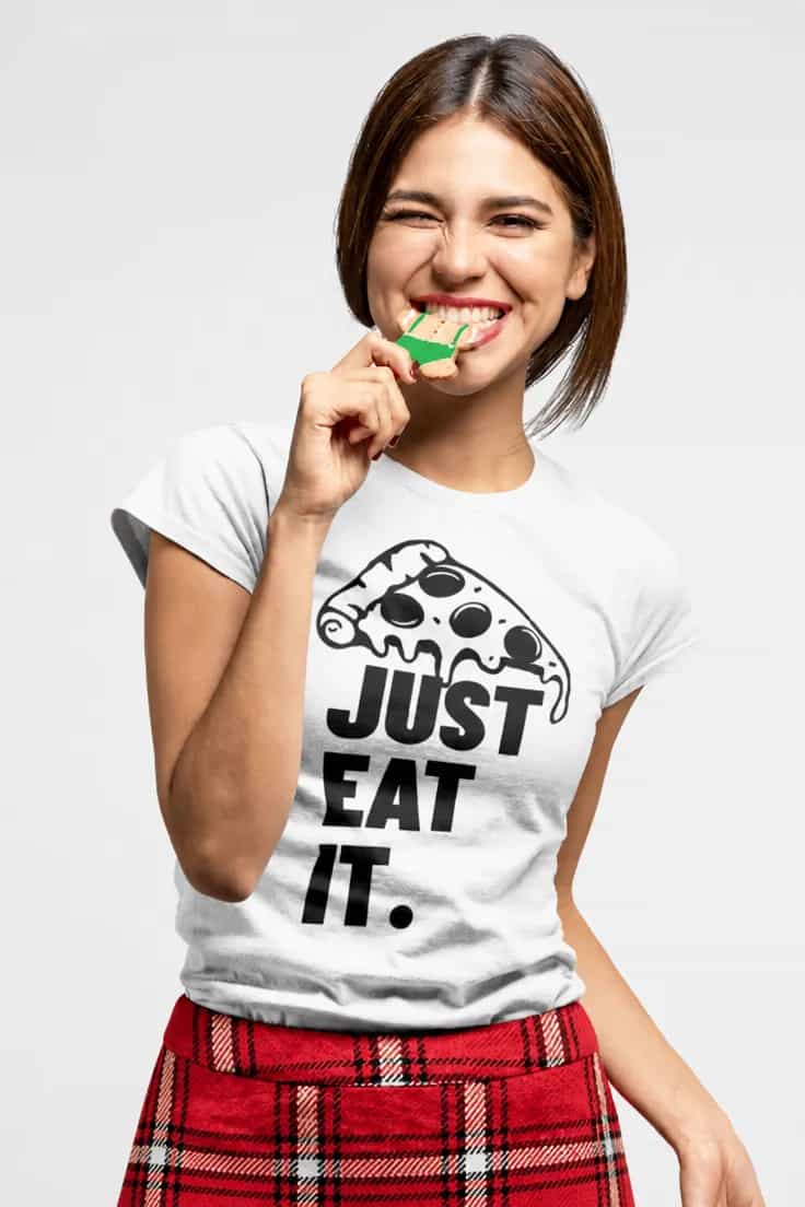 Sjov t-shirt Just eat it pizza - JUST EAT IT.