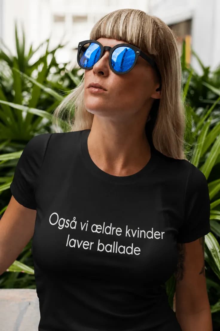 Sjov t-shirt Ældre kvinder laver ballade