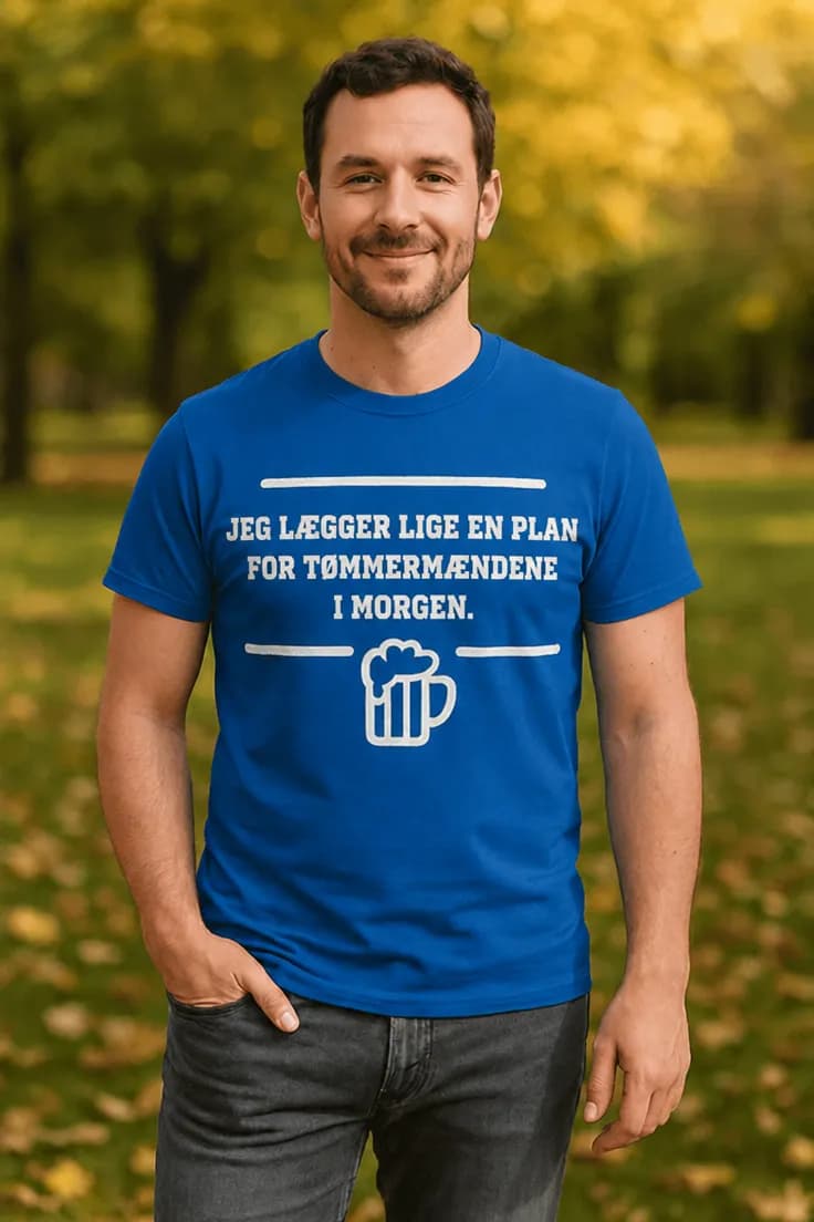 Sjov t-shirt Morgenens tømmermænd – JEG LÆGGER LIGE