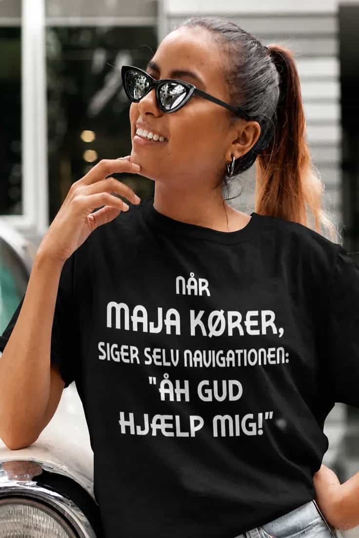 Sjov t-shirt Navigationen taler med navn