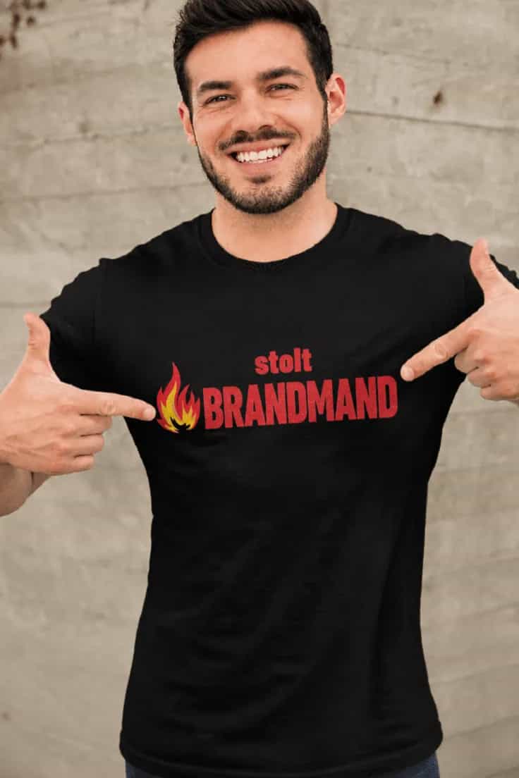 Sjov t-shirt Stolt brandmand til kvinder og mænd