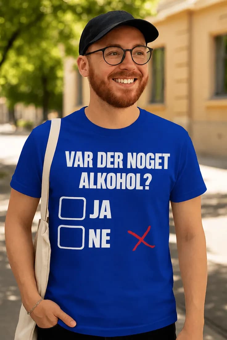 Sjov t-shirt Var der alkohol – VAR DER NOGET