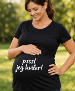 Graviditets-t-shirt “pssst jeg hviler!” (sort)